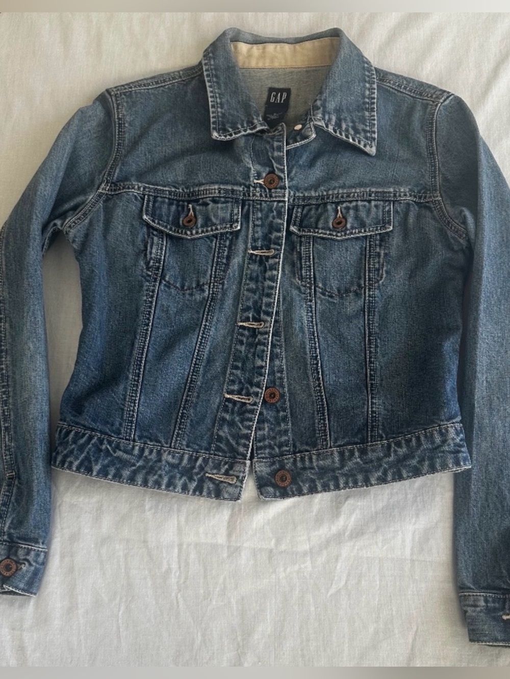 Vintage GAP 90s Denim Jacket • Women’s Small • Classic Trucker Style